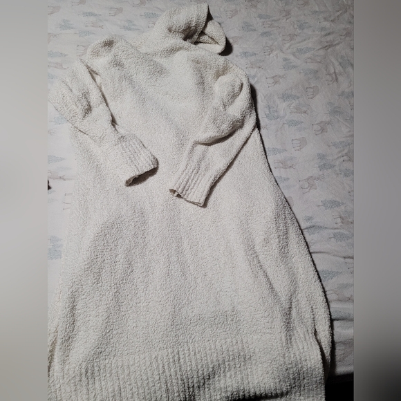 UGG Cream Hooded Women's Cardigan Size XS/S - Picture 2 of 4